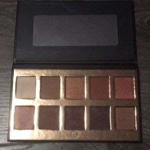 Crown Eyeshadow Palette